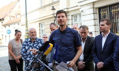 Pernar se oglasio putem Facebooka: Dao sam sve od sebe; volja birača je takva kakva je