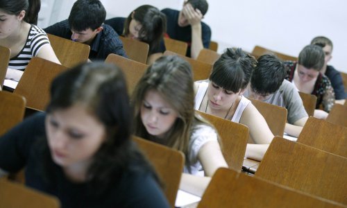 Opet smo pitali ministarstvo zašto se kasni s donošenjem studentskog zakona, evo što su odgovorili