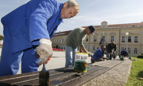 Nezaposleni rade kao čistači, vozači, asistenti u nastavi…