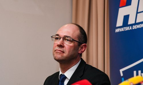 Stier poručio Vučiću: Nemoj tražiti nevidljivog neprijatelja u Hrvatskoj