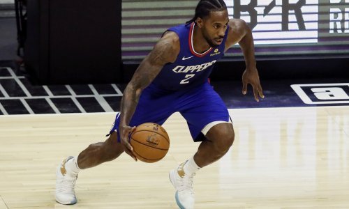 Najbolji igrač LA Clippersa Kawhi Leonard nije se pojavio u kampu uoči nastavka NBA sezone; ubrzo je stiglo objašnjenje što je razlog