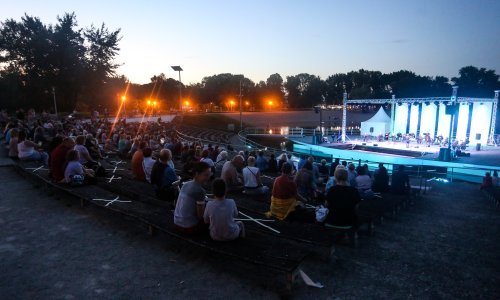 Tamburaški orkestar HRT-a i Kvartet Gubec otvorili program Ljetne pozornice Bundek