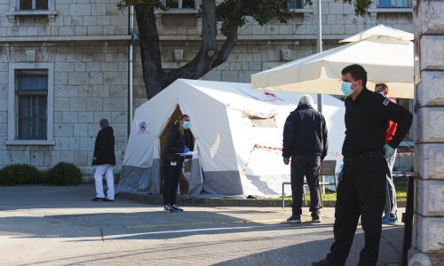 U zadarskoj bolnici izvan pogona deset liječnika zbog anesteziologa zaraženog na svadbi; obavljaju se samo hitne operacije