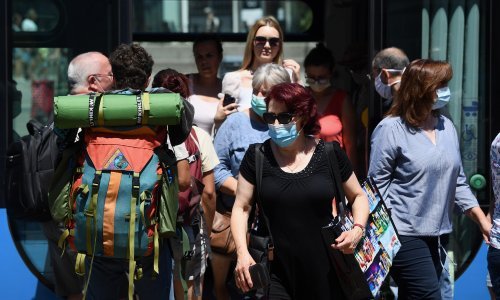 Ako se virus doista širi zrakom, znači li to da se protiv njega borimo na sasvim krivi način?