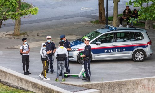 Austrija zabrinuta jer uvozi koronavirus s jugoistoka Europe, uključujući i Hrvatsku