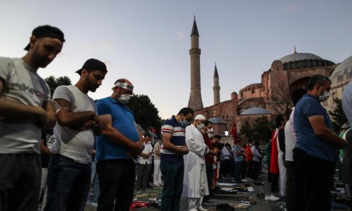 Turska će tijekom molitve pokrivati mozaike u Aji Sofiji laserima ili zastorima