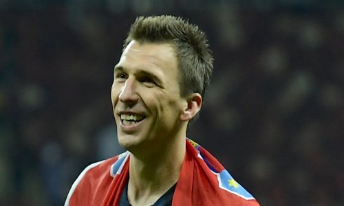 Mario Mandžukić uživa u ljetu, moru i svira 'no good' note