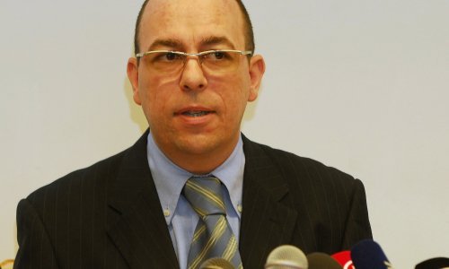 Dva policijska sindikata različito o uvećanju osnovice plaće od 6 posto