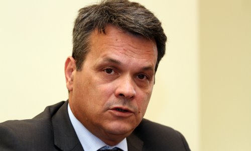 Pero Lučin: 'Ovaj virus je neobičan jer se jako voli širiti i to u fazi kada ljudi nemaju simptome. Drugi problem je...'