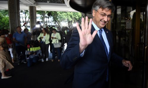 Je li Plenković pogriješio pozivajući oporbu na sastanak? Analitičari vjeruju u dobre namjere, ali...