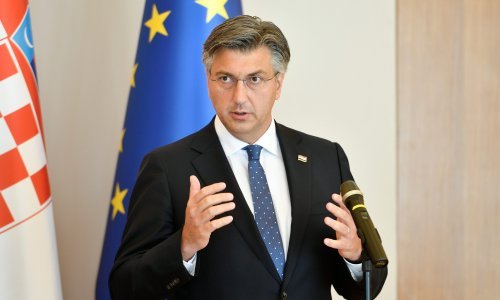 Plenković komentirao Milanovića: Jedino bitno je bilo donijeti potpise i dobiti mandat, sve drugo je razina tračeva