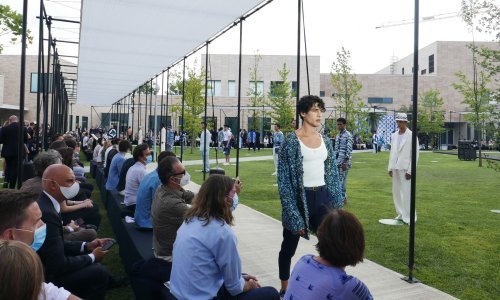 Moda se vratila u stvarni svijet: Dolce & Gabbana održali prvu fizičku modnu reviju u doba koronavirusa