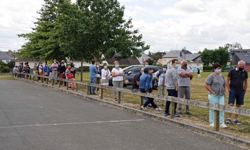 Ubrzalo se širenje koronavirusa u francuskoj Bretanji