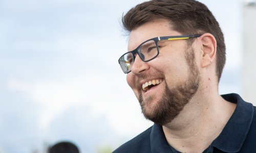 SDP-ovci 26. rujna biraju novog predsjednika, Grbin za sada jedini kandidat. Neki su oduševljeni, neki skeptični: Ako se svede na 'sjaši Kurta da uzjaši Murta', onda smo džaba krečili