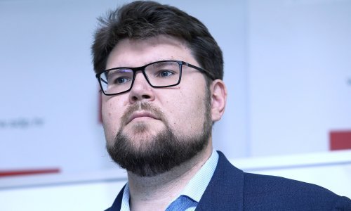 Grbin komentirao Stierovu izjavu o ćirilici: Drago mi je da je evoluirao