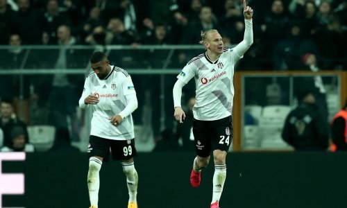 Robert Prosinečki u bezizlaznoj situaciji, Domagoj Vida strijelac, a prvak Turske po prvi puta u povijesti postao Basaksehir