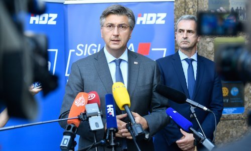 Premijer obznanio imena članova nove Vlade, pojasnio i imenovanje ministra koje je izazvalo najveću buru