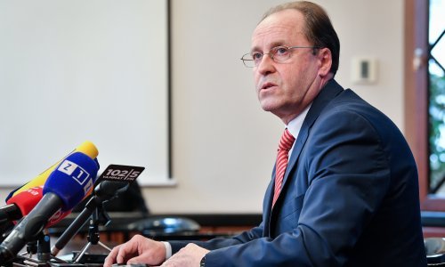 Kriza na Filozofskom se nastavlja, Borasov dekan prekinuo sjednicu pa priprijetio: Od sad ćemo drugačije