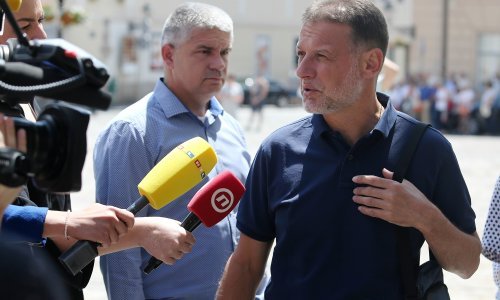 HDZ-ovci se odmiču od žetončića i Zurovca: Mi nikoga nećemo snubiti ni vabiti, ali...