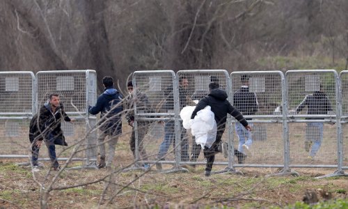 Slovenija: Nizozemac zaustavljen s 29 migranata, bit će vraćeni Hrvatskoj