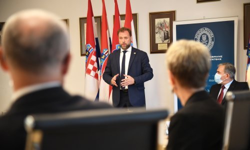 Reagirao i MORH: Oštro demantiramo izjave Miljenića i Lozančića