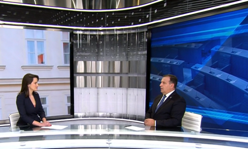 Beroš odgovorio Milanoviću: Odluke Stožera su neupitno ustavne, posebni zakon dopušta ograničavanje sloboda i prava