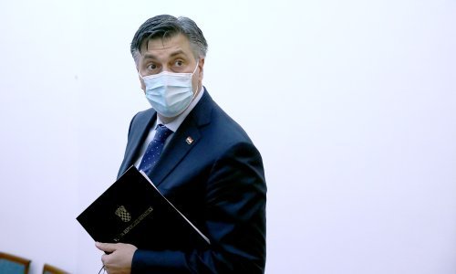 Plenković: Instalirali su mi aplikaciju za praćenje zaraženih, zasad ne radi ništa posebno