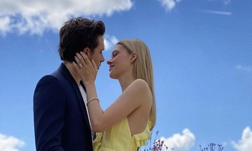 Svježe zaručeni par na društvenim mrežama podijelio fotografije sudbonosnog 'da'