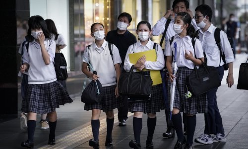 U Japanu prvi put više od 1000 novozaraženih u jednom danu