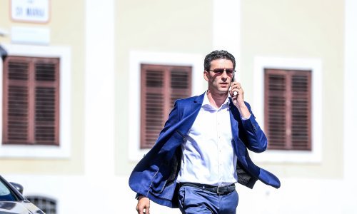 Petrov: Plenkovićeva reakcija je na razini dječjeg vrtića. Možda zavidi Milanoviću