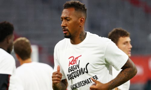 Bayernov branič želi da se kleči na utakmicama Lige prvaka; hoće li ga podržati suigrači i ostali klubovi te kako će reagirati u Uefi?