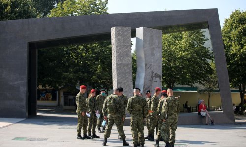 Ministarstvo branitelja na adrese svih članova obitelji poginulih i nestalih u operaciji 'Oluja' uputilo pismo sa zamolbom da ovogodišnji program prate na televiziji