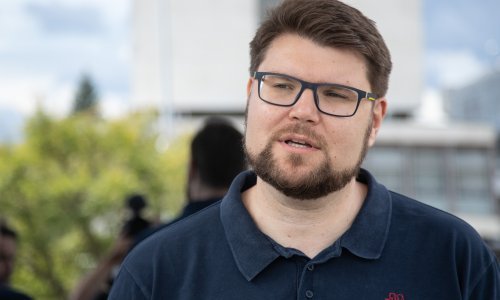 Grbin: Morat će objasniti zašto su prvo rekli da je Milanović privatno bio u Albaniji