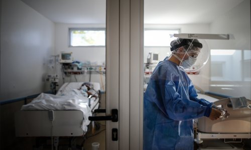 Asimptomatski pacijenti imaju jednaku količinu koronavirusa kao simptomatski