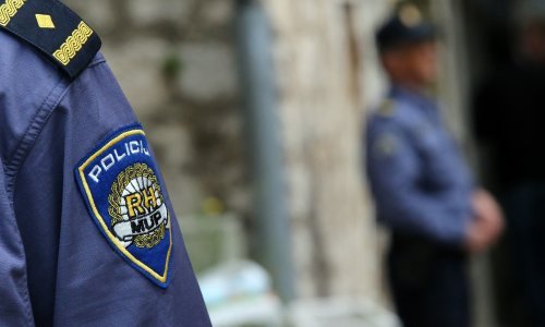 Jedna osoba ozlijeđena u sudaru bicikla i romobila u Varaždinu