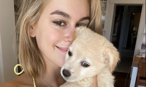 Lijepa na mamu: Kaia Gerber u bikiniju koji joj pristaje kao saliven zapalila društvene mreže