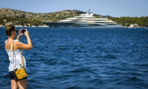 Ultra bogataši svoje superjahte okrenuli od Španjolske i izabrali Hrvatsku i Tursku za ljetni odmor
