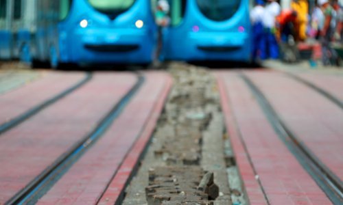 Ukida se jedna tramvajska linija, dvije mijenjaju trasu vožnje, a do daljnjega tramvaji neće voziti Držićevom ulicom