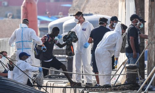 Migranti stižu u Italiju u velikom broju, ali daleko manje nego u 2017.