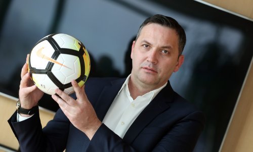 Marijan Kustić dotakao se vrućih tema - suđenja, reprezentacije u Zagrebu i juniorskog prvenstva, a jedna odluka HNS-a razočarat će navijače hrvatskih prvoligaša