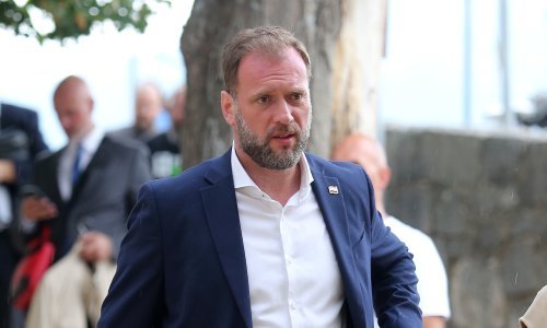 Banožić o tri modela nabave borbenih aviona: 'Savjetovat ću se s Damirom Krstičevićem'