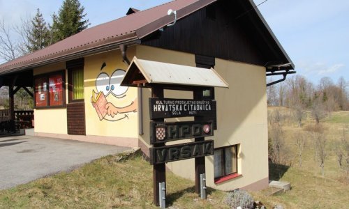 Selo s najviše knjiga po stanovniku: Zavirite u najmanju hrvatsku knjižnicu i čitaonicu