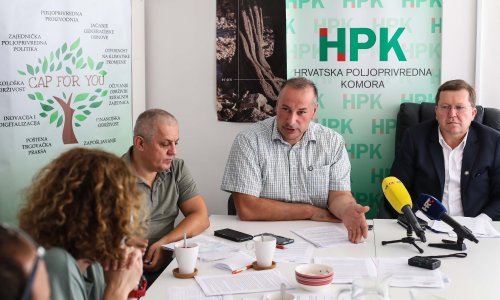 Poljoprivredna komora traži poništenje natječaja za poticanje proizvodnje električne energije iz OIE