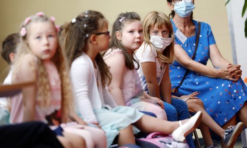 Učenici se počinju vraćati u škole u SAD-u unatoč epidemiji