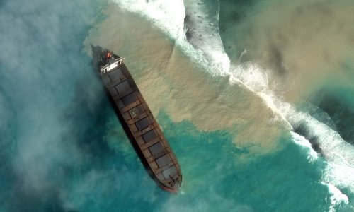 Curenje nafte prijeti ekološkom katastrofom na Mauricijusu