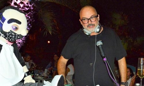 Povratak korijenima: Tony Cetinski kao DJ TonyC zabavljao goste terase opatijskog hotela