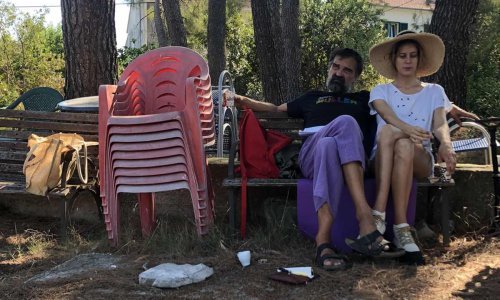Je li moguće sačuvati intimnost u doba pandemije? Na Ljetnim igrama premijerno izvedena predstava nadahnuta koronom