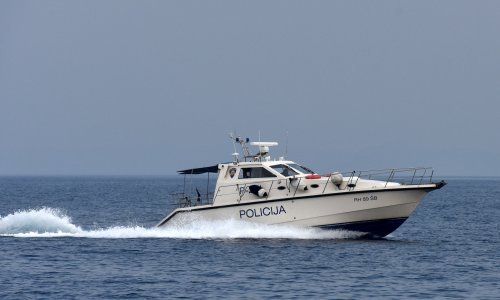 Sudarili se trajekt i brodica između Drvenika Malog i Trogira; nema ozlijeđenih