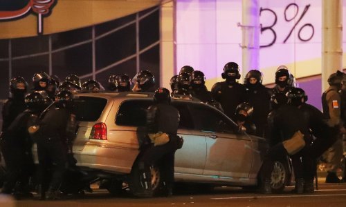 'Slučajna uhićenja': Oslobađaju se prosvjednici u Bjelorusiji, ministar se ispričao