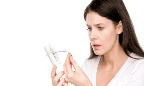 [VIDEO] Glumicu Alyssu Milano šokirao je gubitak kose zbog koronavirusa, ali liječnici nisu tako iznenađeni